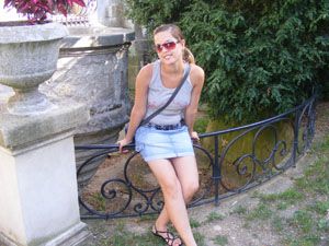 anita_a_parkban_eredeti.jpg